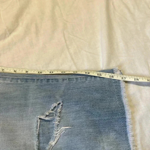 Agolde Dakota Relaxed Skater Short Jeans Denim Distressed Size 28 - Picture 9 of 9